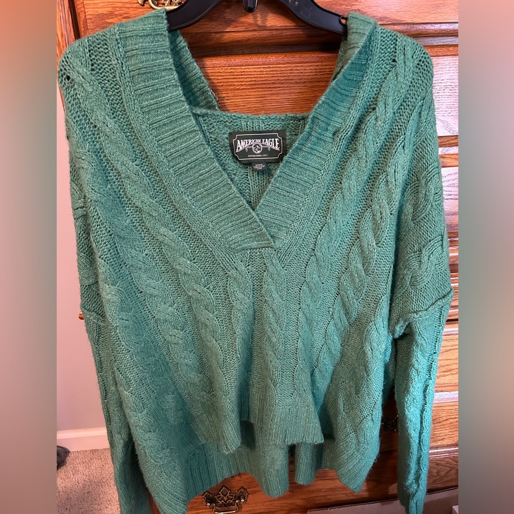 American Eagle Outfitters Green V-Neck Cable Knit Sweater